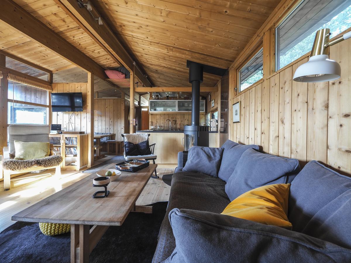 Lovely Cabin In The Capital Area With Hot Tube Hafnarfjörður Bagian luar foto