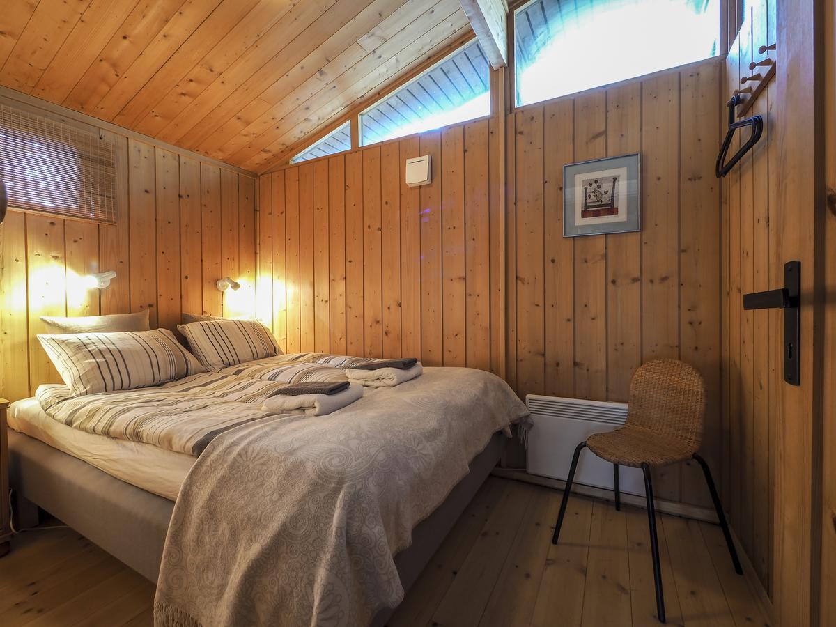 Lovely Cabin In The Capital Area With Hot Tube Hafnarfjörður Bagian luar foto