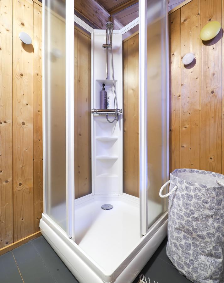 Lovely Cabin In The Capital Area With Hot Tube Hafnarfjörður Bagian luar foto